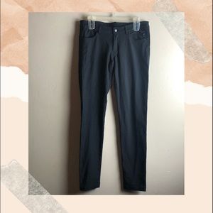 Lululemon women’s pants size 8 skinny